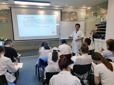 邵陽醫(yī)美技術(shù)培訓(xùn)與影視專業(yè)技術(shù)培訓(xùn) 學(xué)制與前景概覽