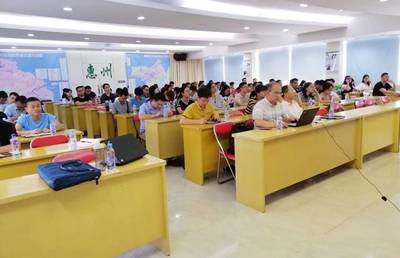 環(huán)保專業(yè)與影視技術(shù)雙線并進 為攻堅戰(zhàn)注入新動能