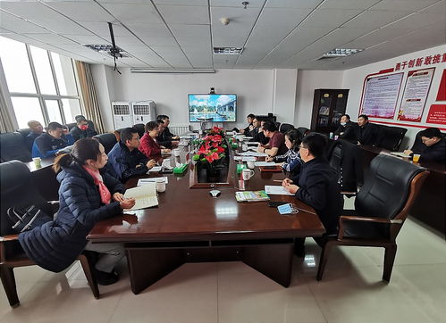 伊旗開展大豆玉米帶狀復(fù)合種植與影視專業(yè)技術(shù)專題培訓(xùn)